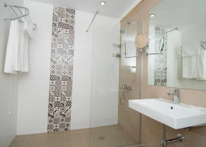 Nevis & Aqua Park Слънчев бряг