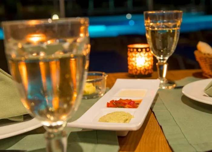 Nevis & Aqua Park Слънчев бряг