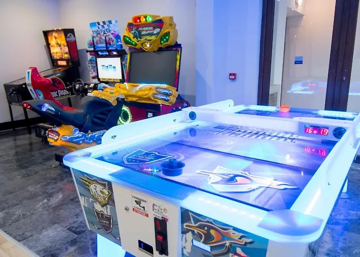 Nevis & Aqua Park 4* Слънчев бряг