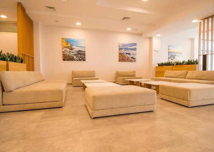 Здравен курорт Nevis & Aqua Park 4*