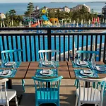 Nevis & Aqua Park 4* Slantchev Briag