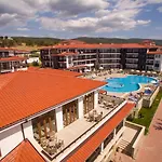 Nevis & Aqua Park 4*