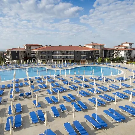 Nevis & Aqua Park 4* Sluneční pobřeží