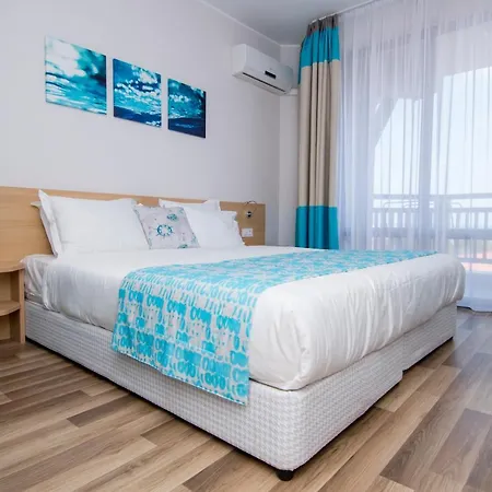 Resort Nevis & Aqua Park Sunny Beach