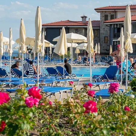 Nevis & Aqua Park 4*