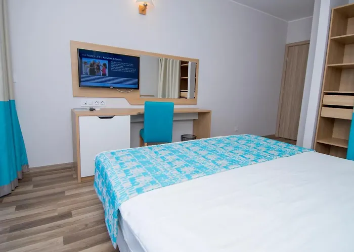 Nevis & Aqua Park 4* Солнечный берег