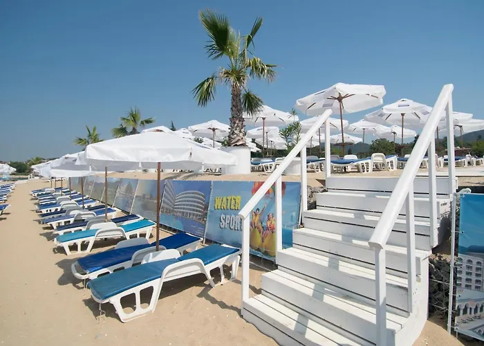 Nevis & Aqua Park Słoneczny Brzeg