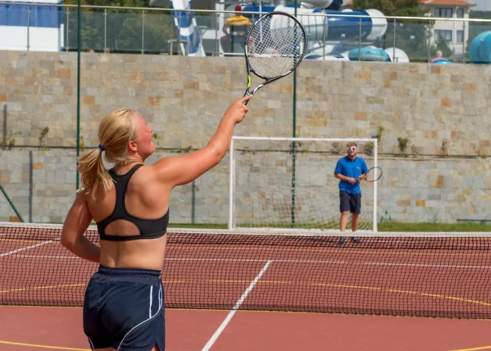 Nevis & Aqua Park Ośrodek wypoczynkowy 4*