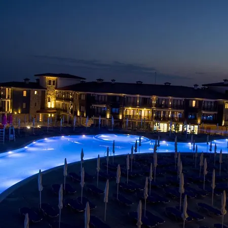 Nevis & Aqua Park 4*