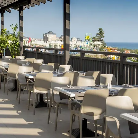 Θέρετρο Nevis & Aqua Park 4*