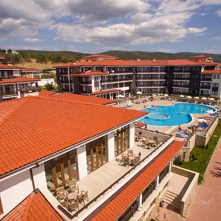 Nevis & Aqua Park 4*