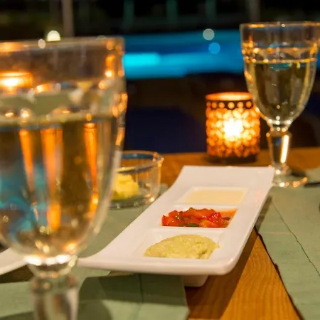 Nevis & Aqua Park Σάνι Μπιτς