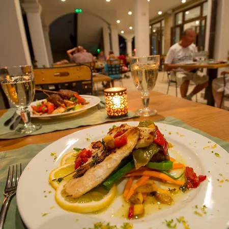 Nevis & Aqua Park Σάνι Μπιτς