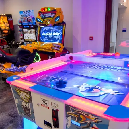 Nevis & Aqua Park 4* Σάνι Μπιτς