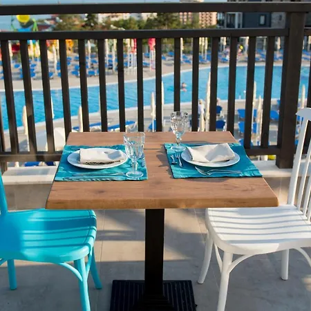 Nevis & Aqua Park 4*