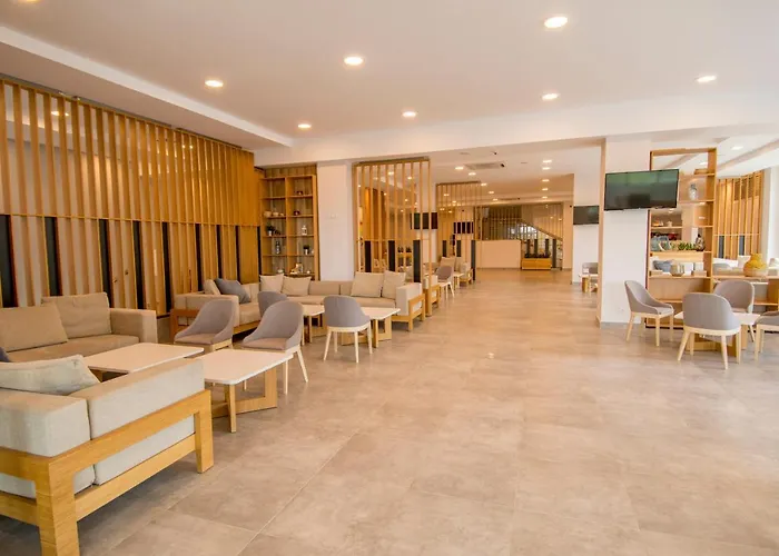 Resort Nevis & Aqua Park 4*